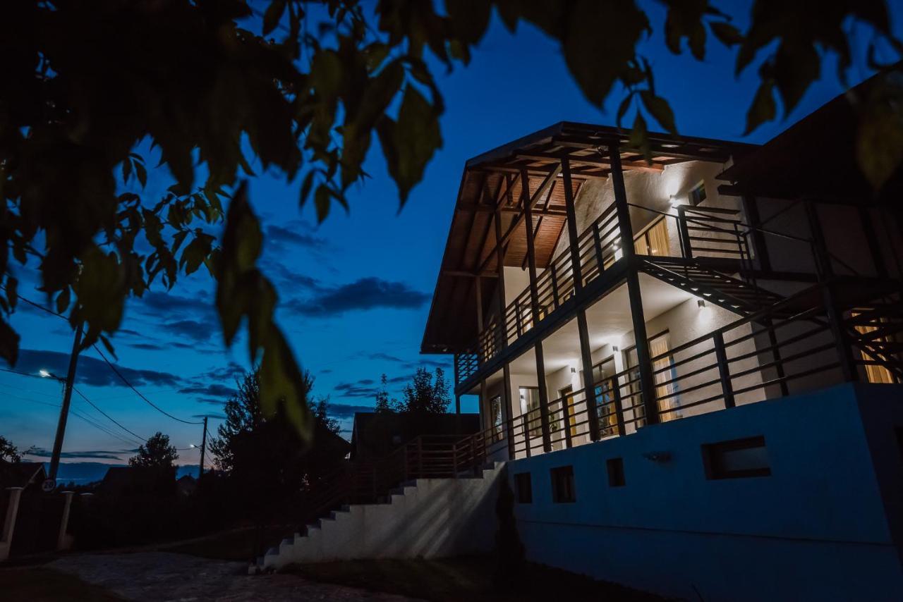 Sunset Inn Sîngeorgiu de Mureş Exterior foto